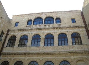 Tricase - piazza Giuseppe Pisanelli - Palazzo Gallone